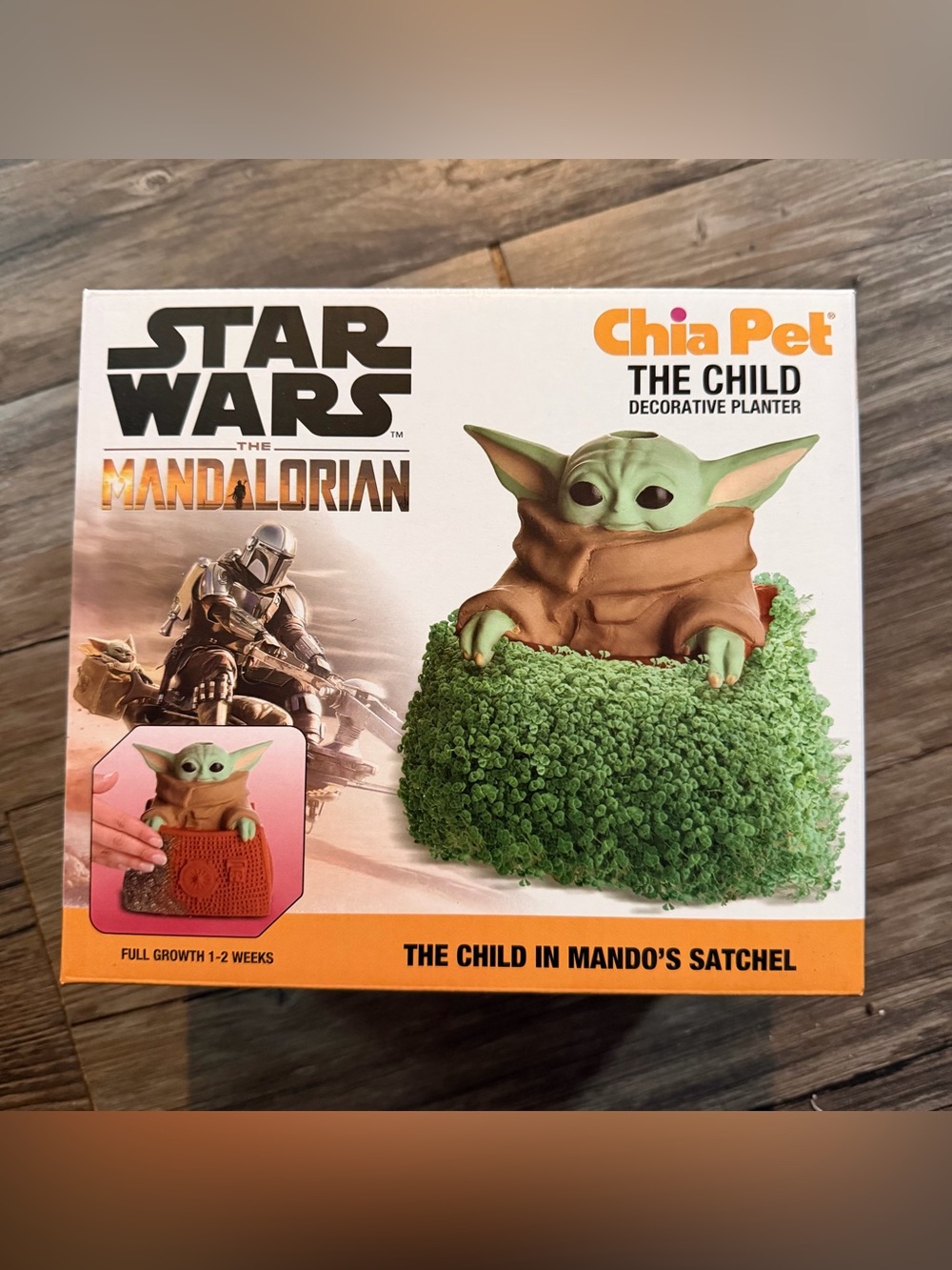NIB chia pet Mandalorian baby yoda grogu planter 2021